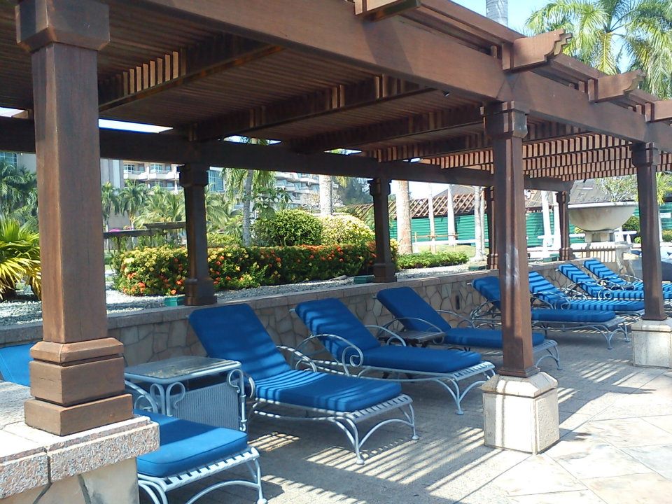 403561_10151086673648833_559141666_n